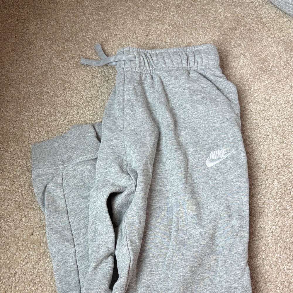 Nike Women’s Light Gray Logo Sweat Joggers